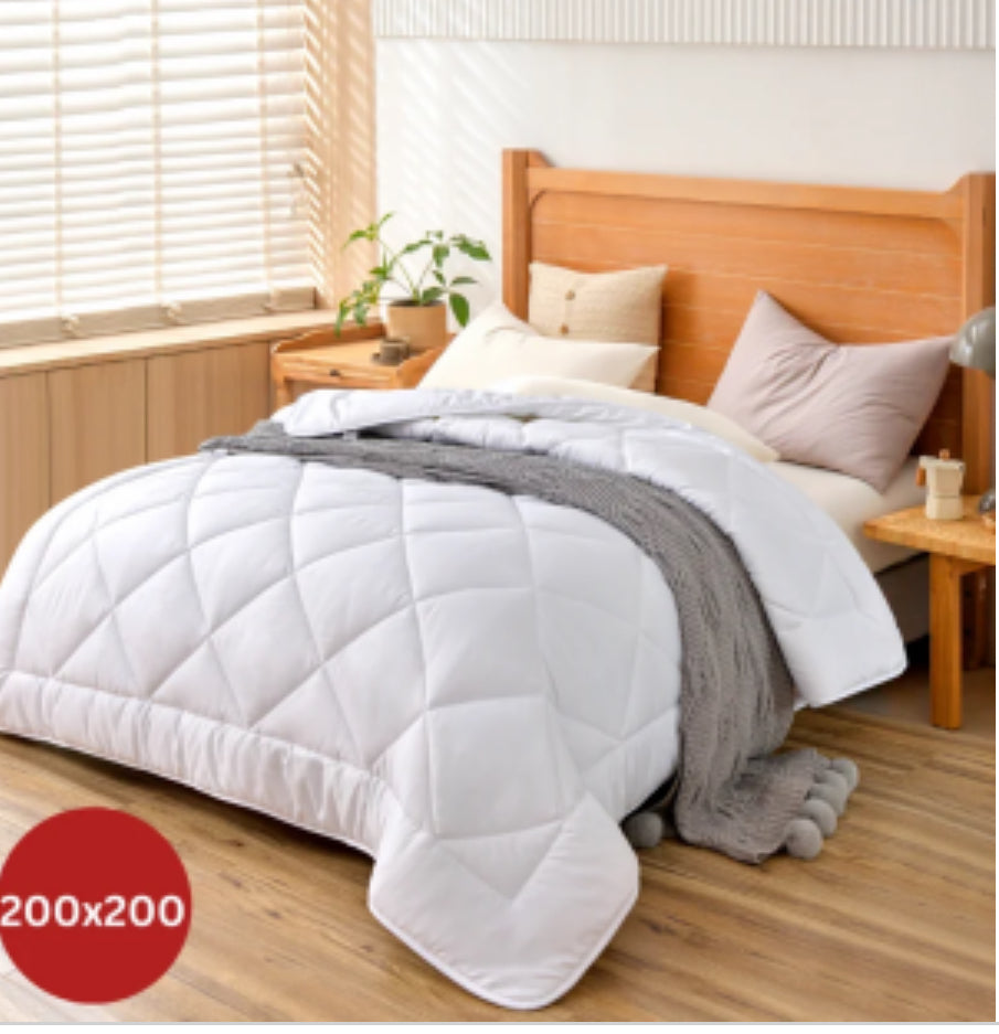 Pătură călduroasă Albă Herzberg – Dimensiune Generoasă de 200x200cm
