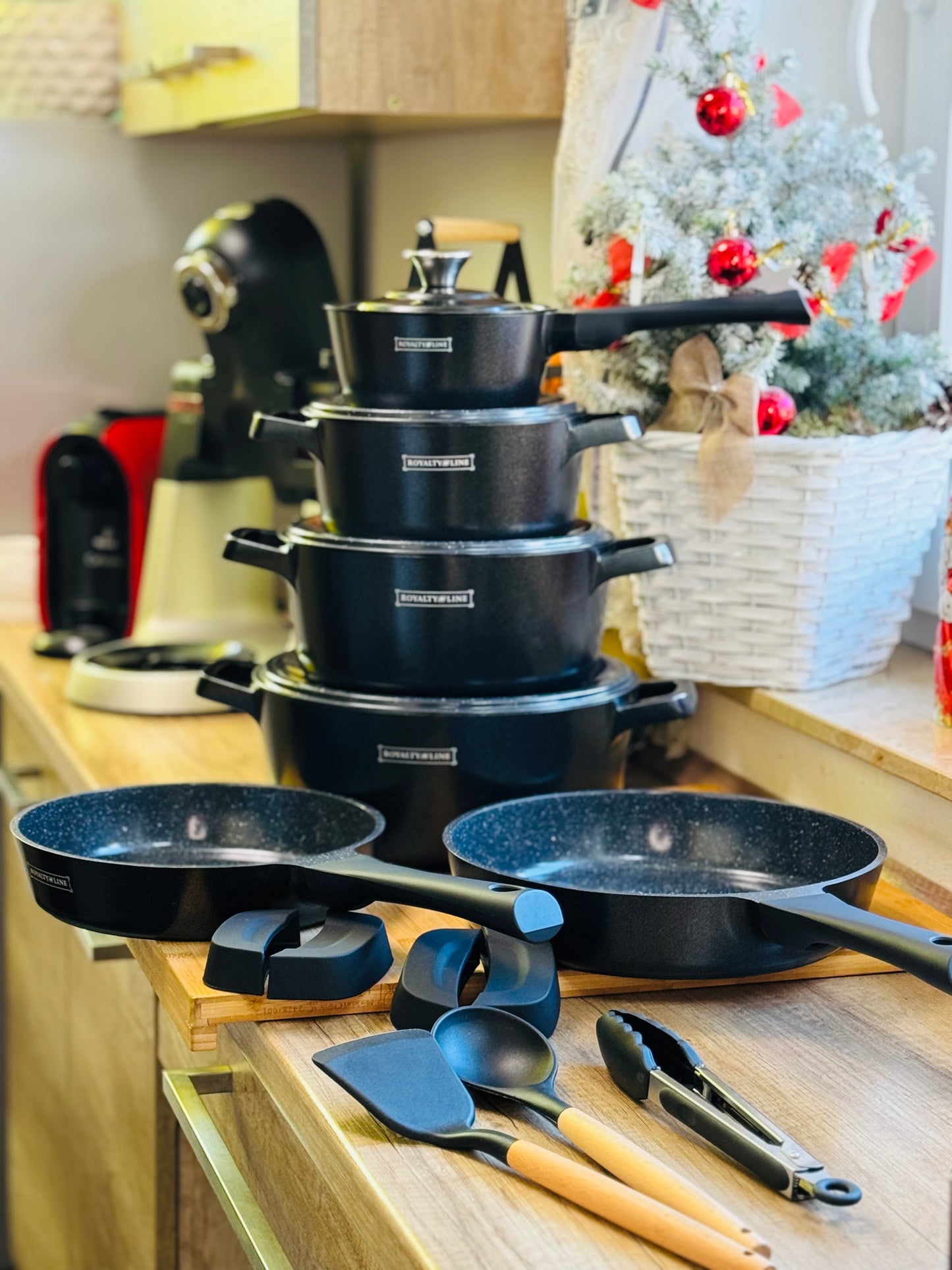 Set Vase Gătit 17 Piese cu Acoperire Ceramică Premium – Negru, Compatibil Inducție, Design Modern