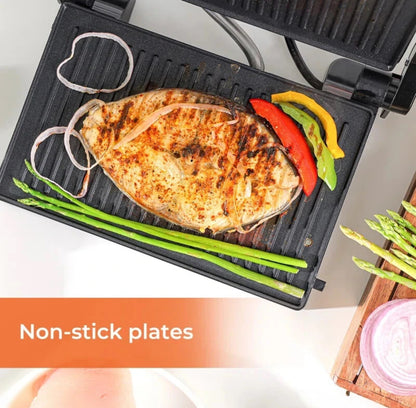 Toaster Royalty Line – 1000W
– Compact și ușor – Antiaderent